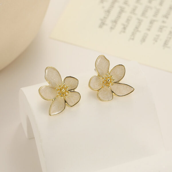 Princess Pick Earrings - Image 2