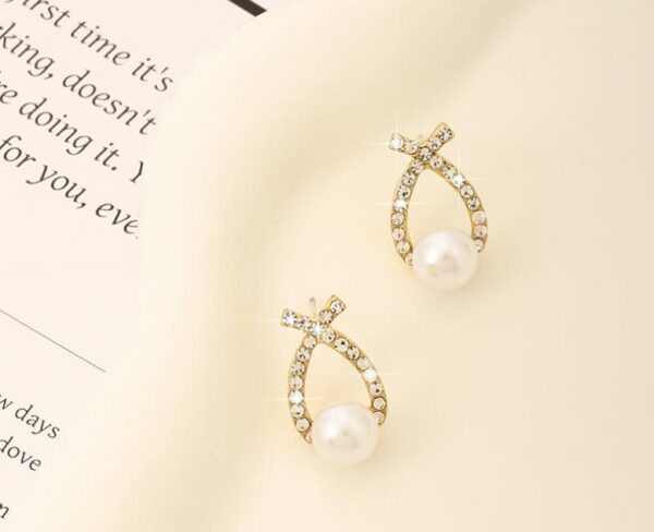 Timeless Grace Earrings - Image 4