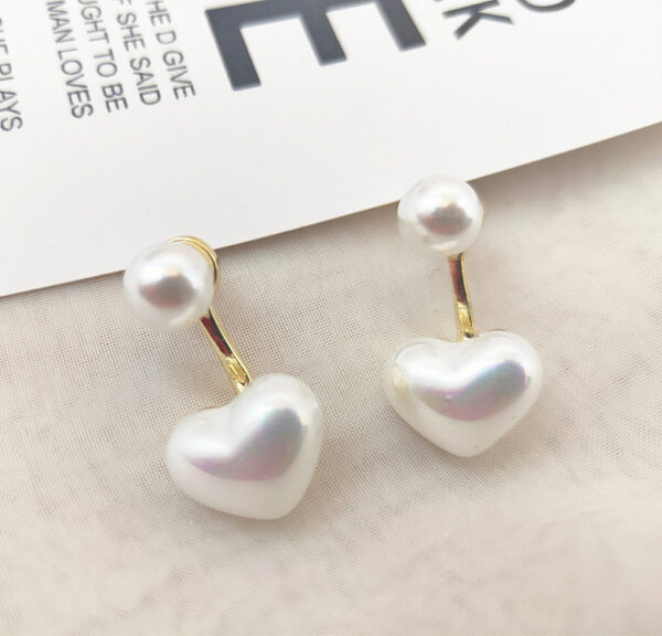 Dreamy Love EarStuds