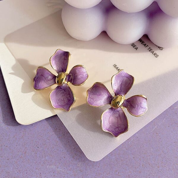 Lilac Bloom Studs