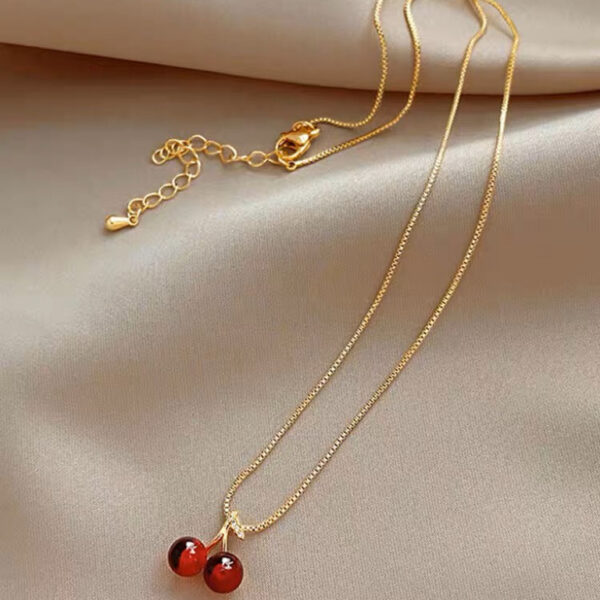Winter Berry Love Necklace - Image 6