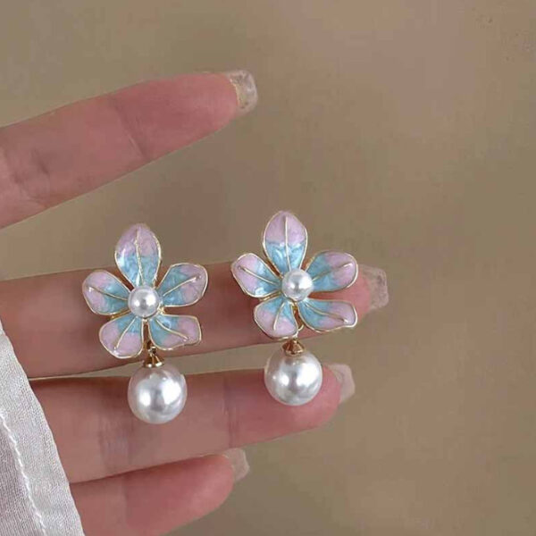 Beach Girl Earrings - Image 2