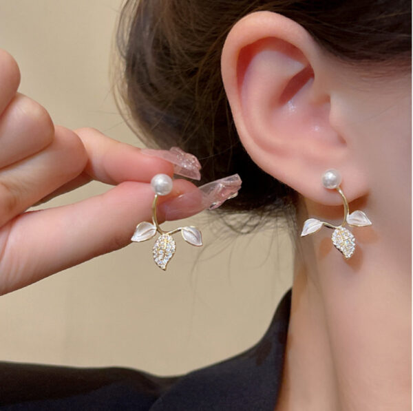 Verdant Grace Earrings - Image 2
