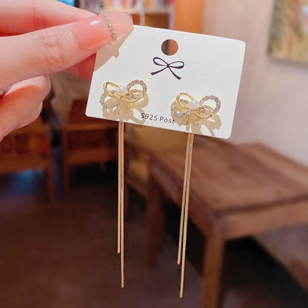 Knot & Glow Earrings