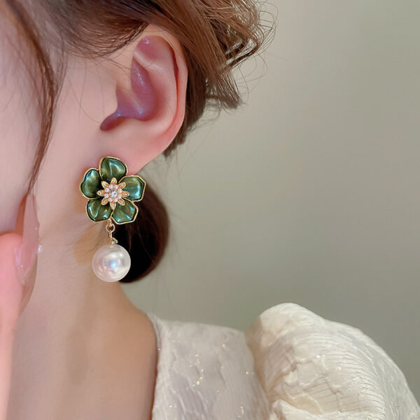 Olive Blossom Pearl Earrings - Image 3