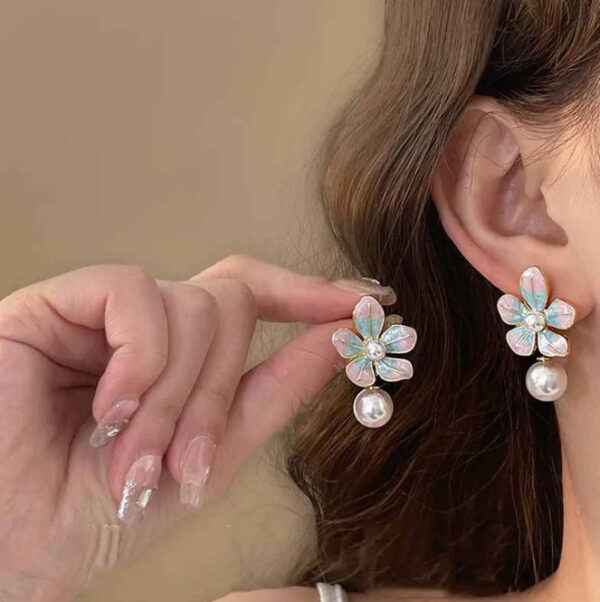 Beach Girl Earrings - Image 4