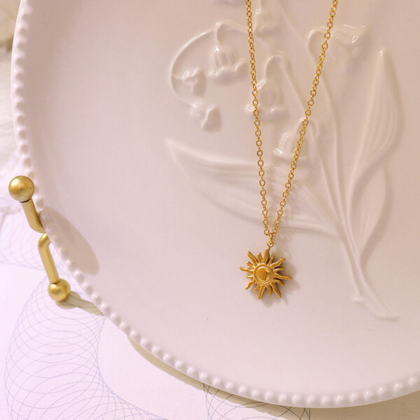 Sunshine Aura Necklace - Image 2