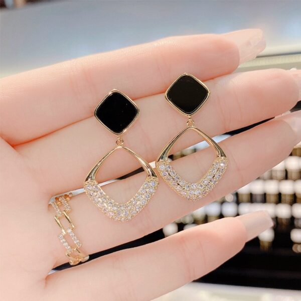 Monochrome Muse Earrings - Image 3