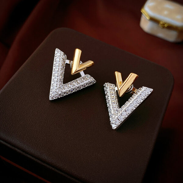 Victorious Queen Earrings - Image 3