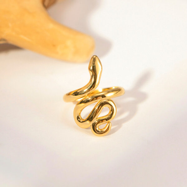 Nagini Anti Tarnish Ring