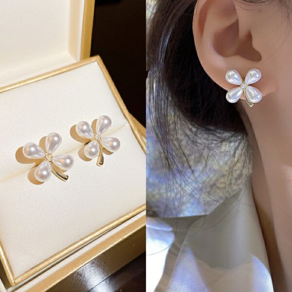 Pearlaine Stud Earrings - Image 3