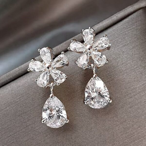 Clarisse Bloom Earrings