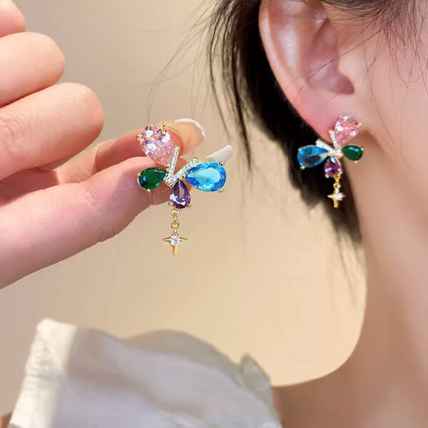 Mesmerizing Crystal Earrings - Image 2