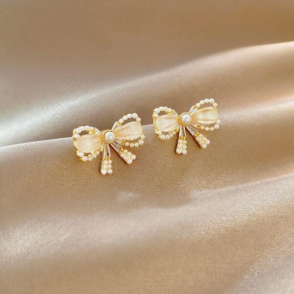 Seraphelle Beauty Earrings - Image 3