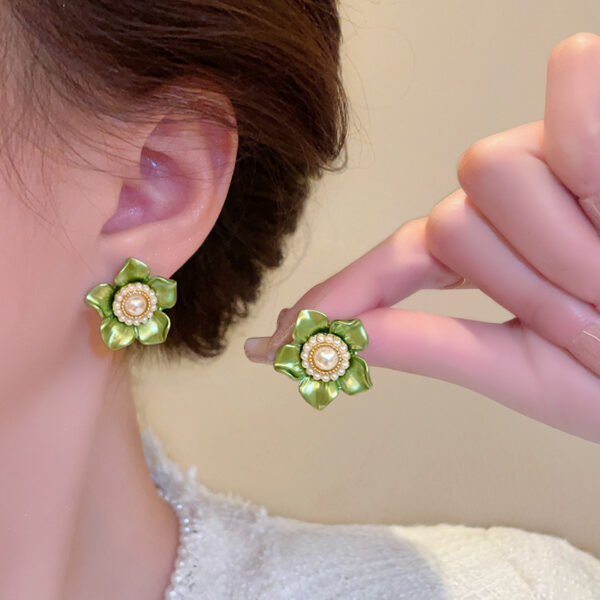 Botanique Belle Earrings