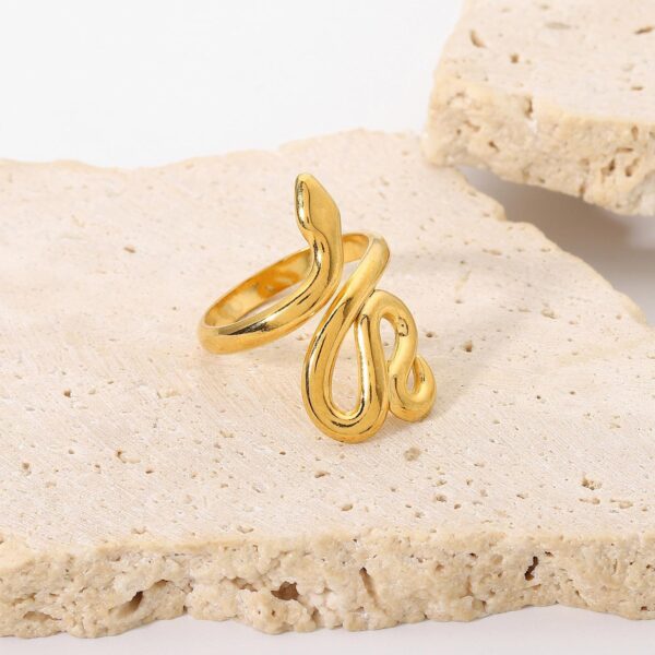 Nagini Anti Tarnish Ring - Image 5