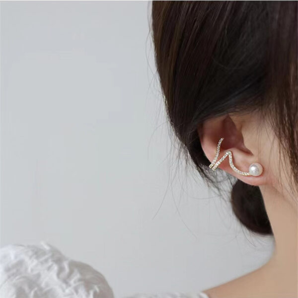 All Eyes On Me Earrings - Image 5