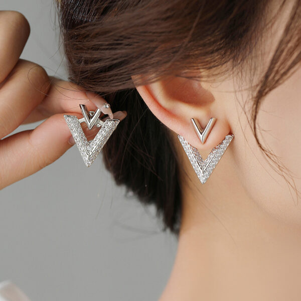 Victorious Queen Earrings - Image 6