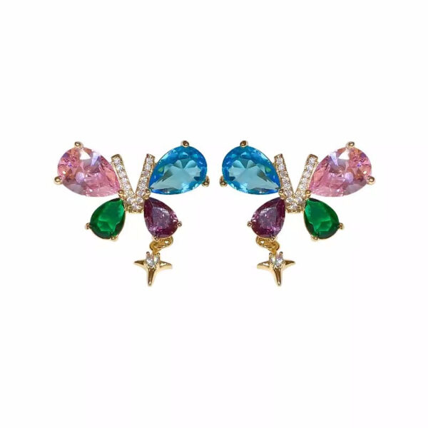 Mesmerizing Crystal Earrings - Image 5