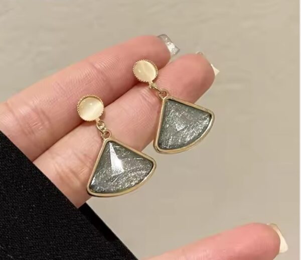 Trizelle Drop Earrings - Image 4