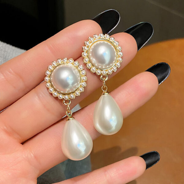 Rani Sahiba Earrings - Image 2