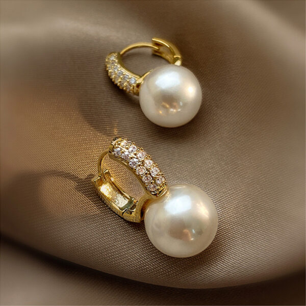 Boss Glow Earrings