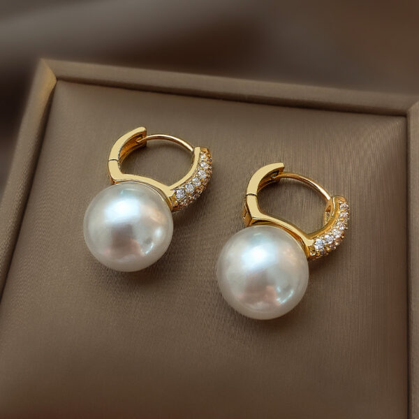 Boss Glow Earrings - Image 2