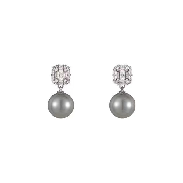 Eclipse Royale Earrings - Image 3