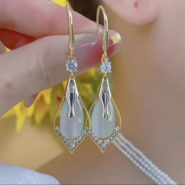 Rutuja Bling Earrings - Image 3