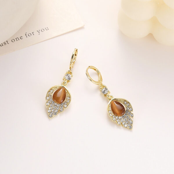 Mayur Melody Earrings