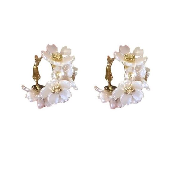 Flora Élan Earrings - Image 4