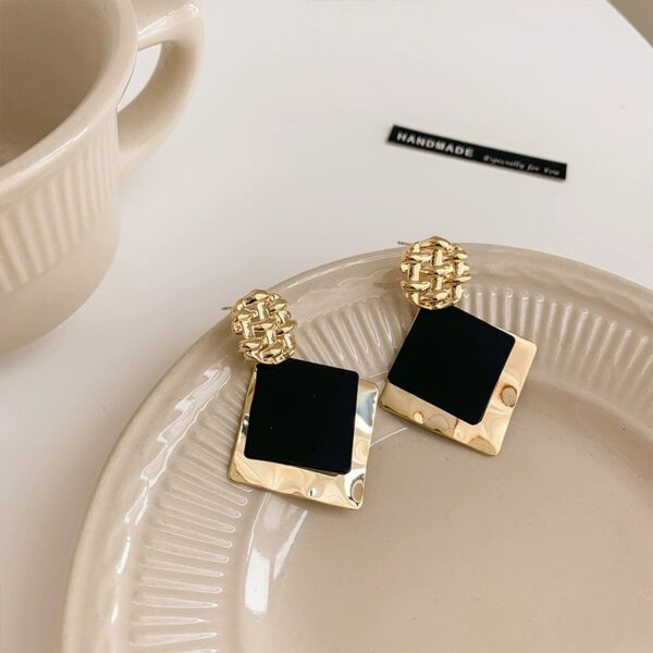 Nayra Glint Earrings