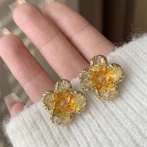Amber Flower Earrings - Image 4