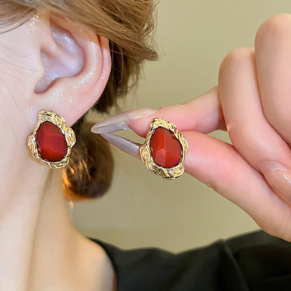 Cleopatra Glow Earrings