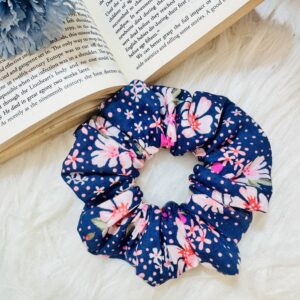 Busy Bee Scrunchie
