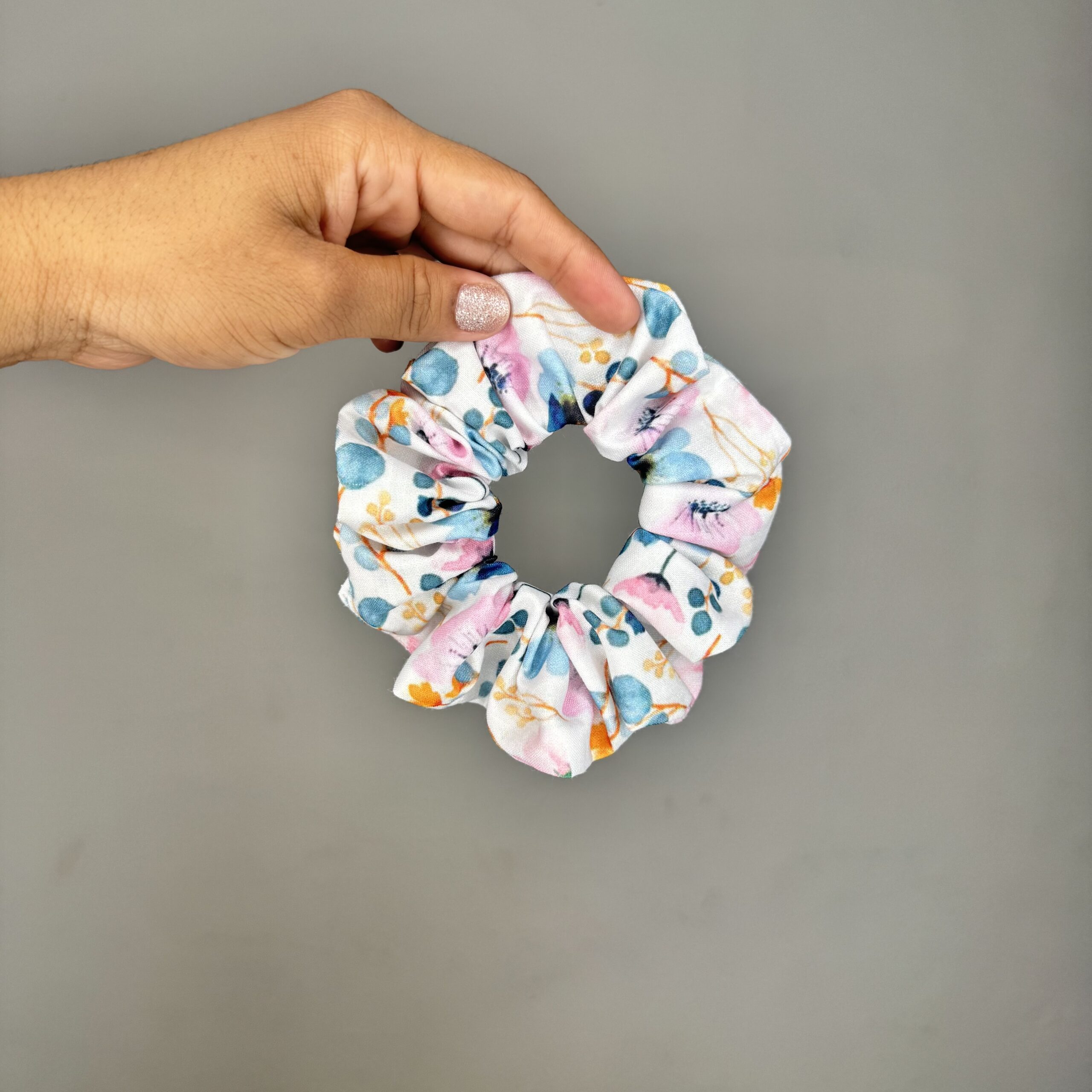 Birthday Beauty Scrunchie - Image 2