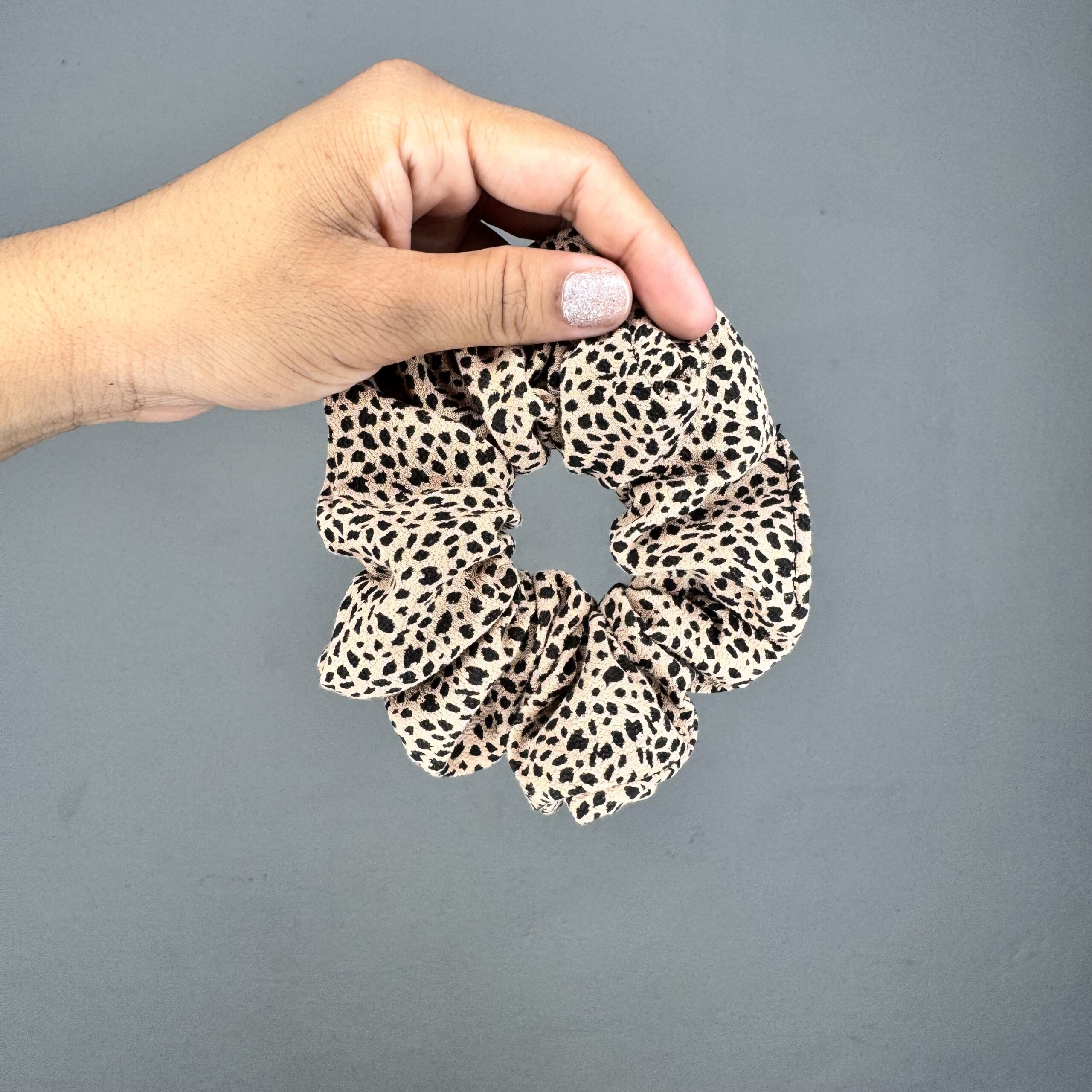 Cocoa Leopard Scrunchie - Image 4