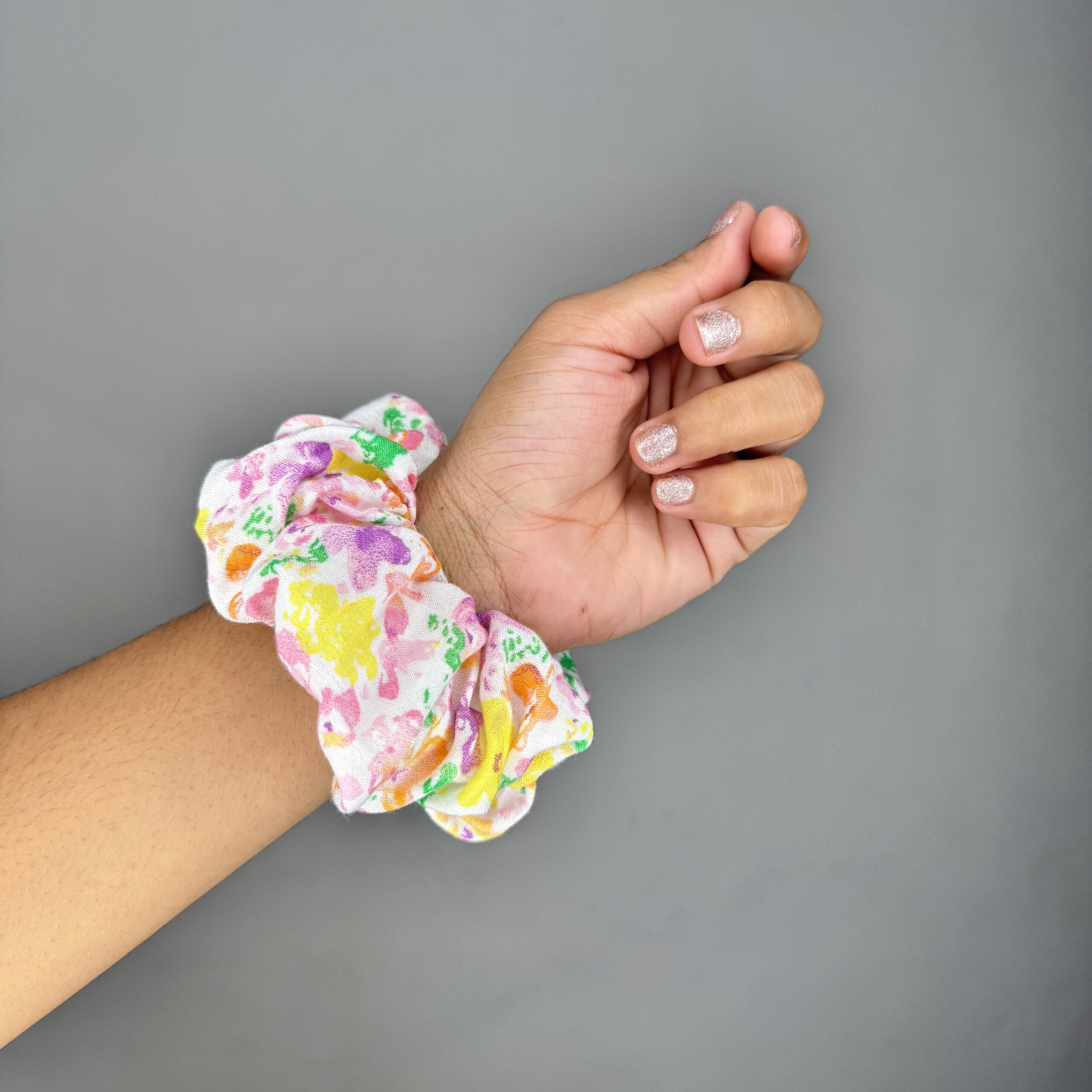 Flower Field Scrunchie - Image 2